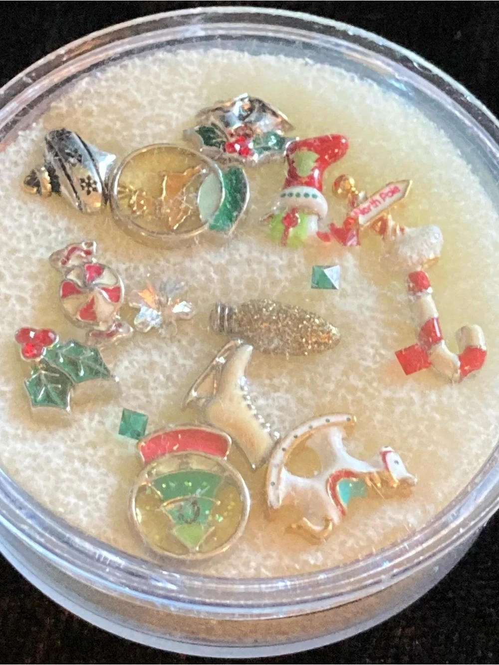 Origami Owl Christmas Floating Charm Set - Red Green Gold Silver